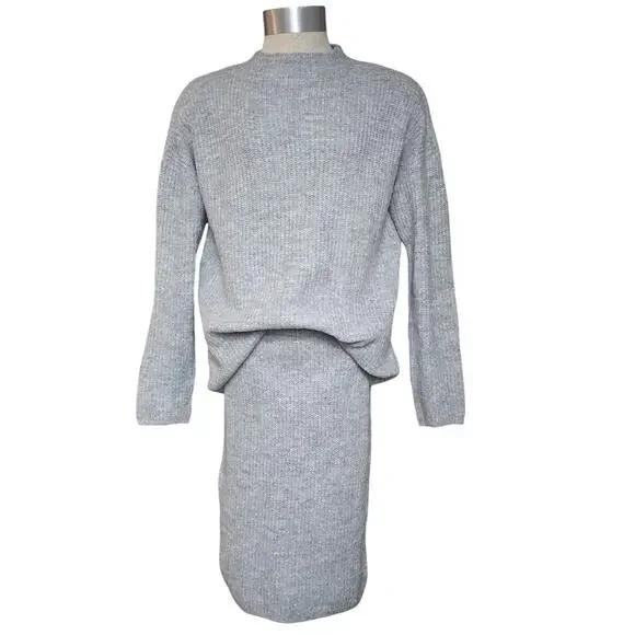 NWT Women's Medium Gray Mock Turtleneck Sweater Pull-On Skirt 2 Piece Set - Picture 2 of 12